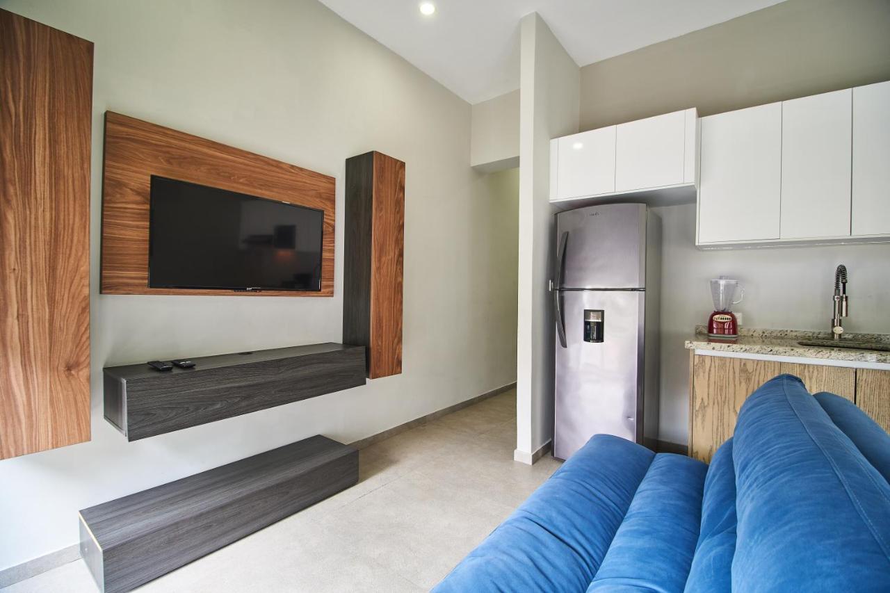Torre 42 Playa Del Carmen By Lockey Aparthotel Esterno foto