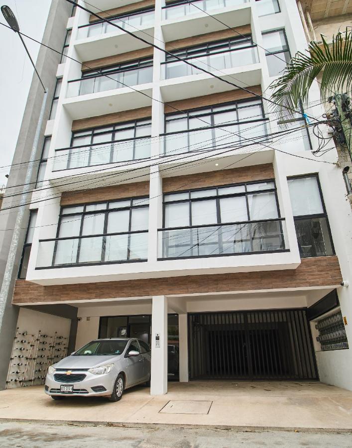 Torre 42 Playa Del Carmen By Lockey Aparthotel Esterno foto