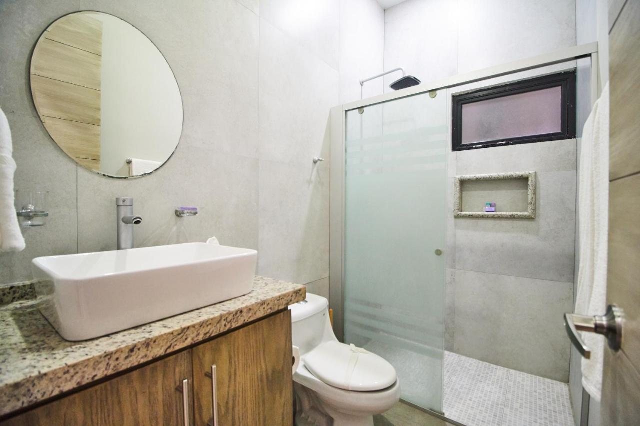 Torre 42 Playa Del Carmen By Lockey Aparthotel Esterno foto