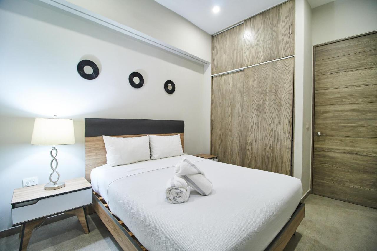 Torre 42 Playa Del Carmen By Lockey Aparthotel Esterno foto