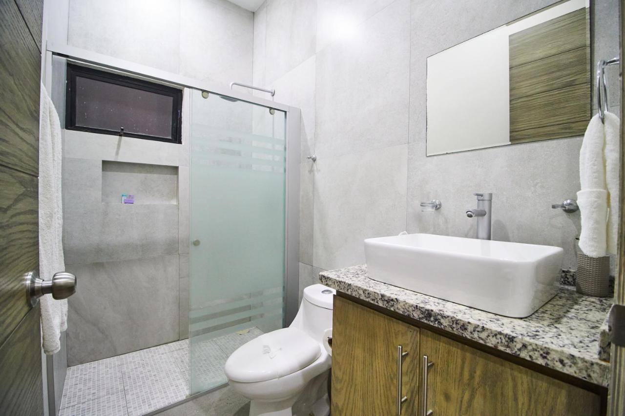 Torre 42 Playa Del Carmen By Lockey Aparthotel Esterno foto