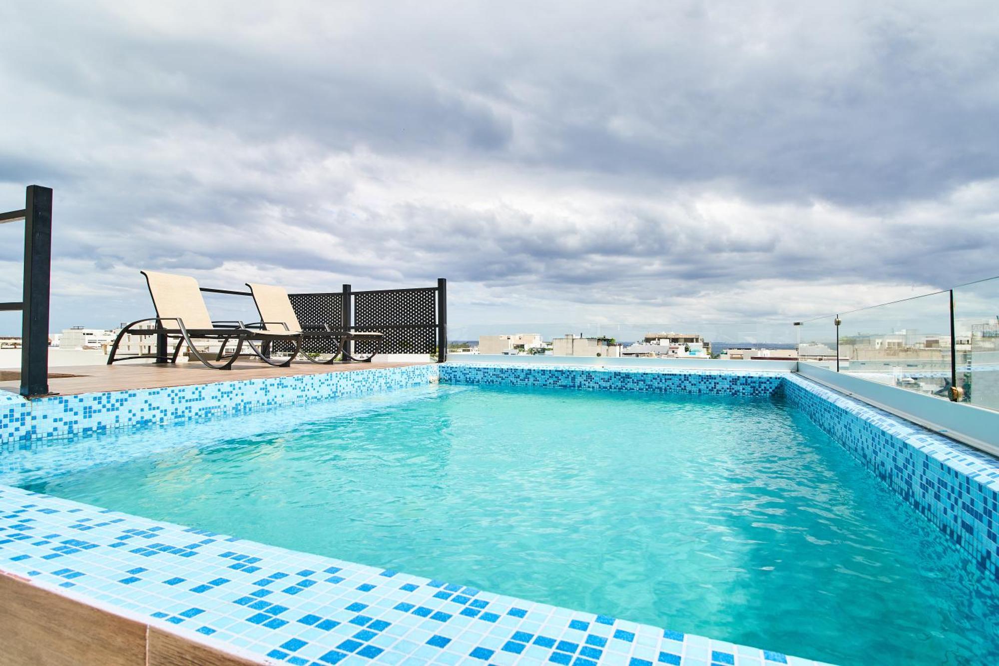 Torre 42 Playa Del Carmen By Lockey Aparthotel Esterno foto