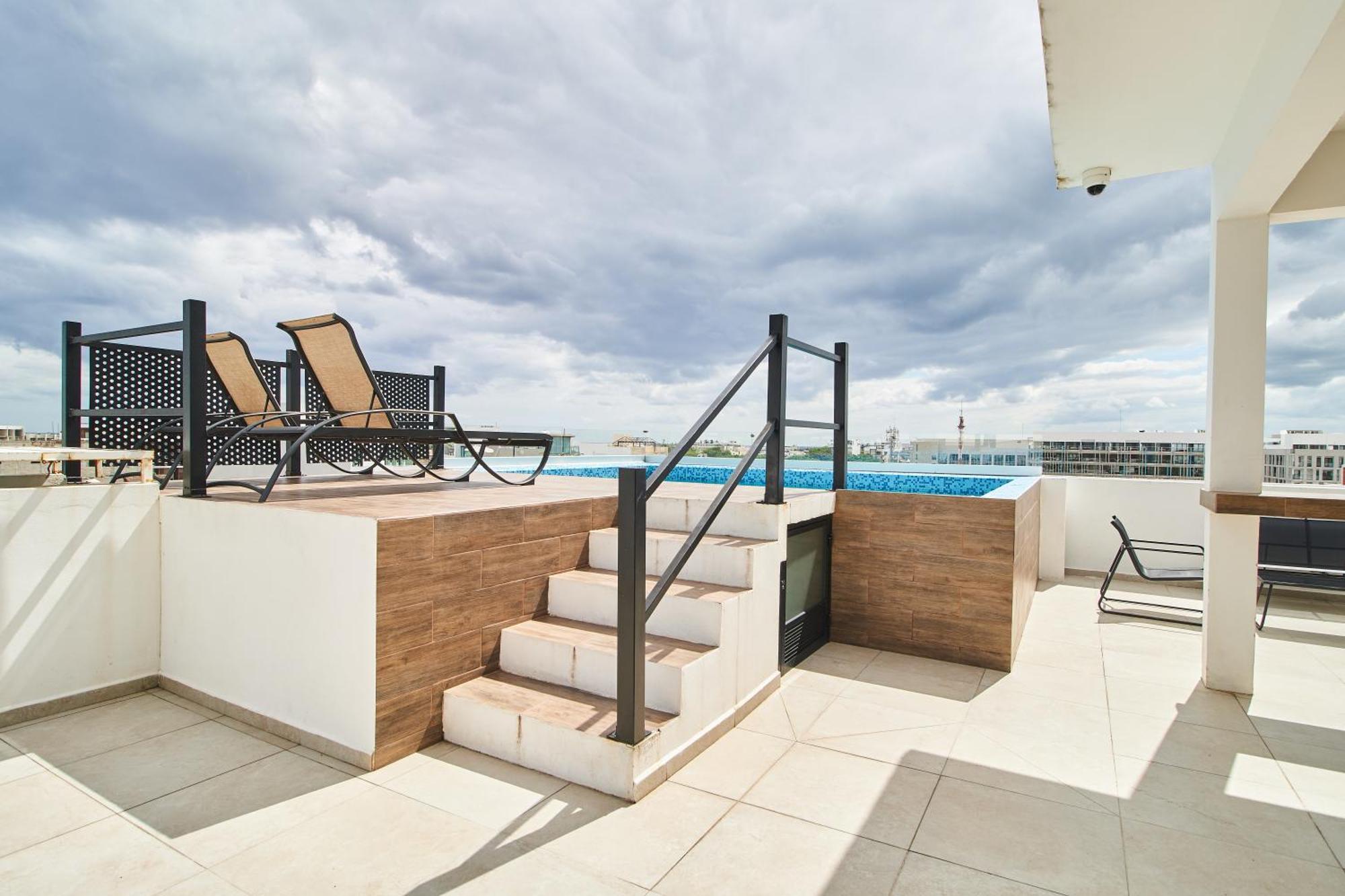 Torre 42 Playa Del Carmen By Lockey Aparthotel Esterno foto